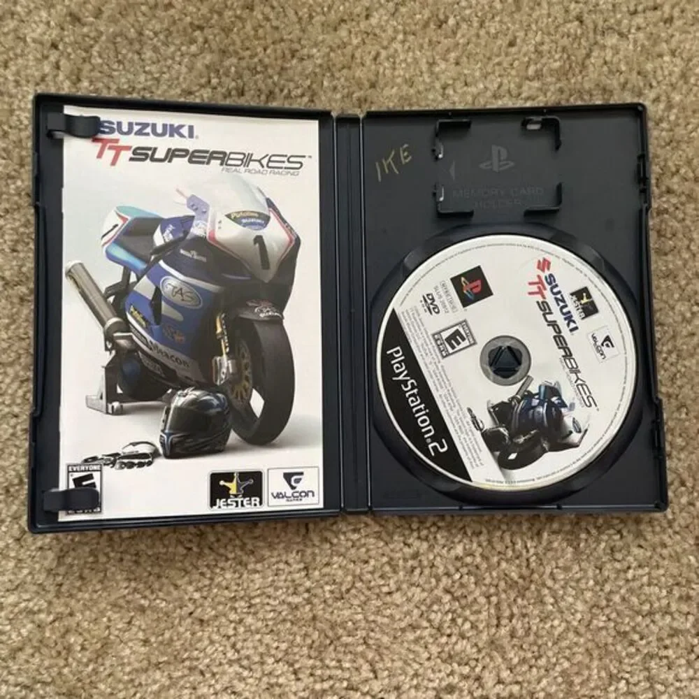 Suzuki TT Superbikes: Real Road‎ Racing (Sony PlayStation 2, 2005)
